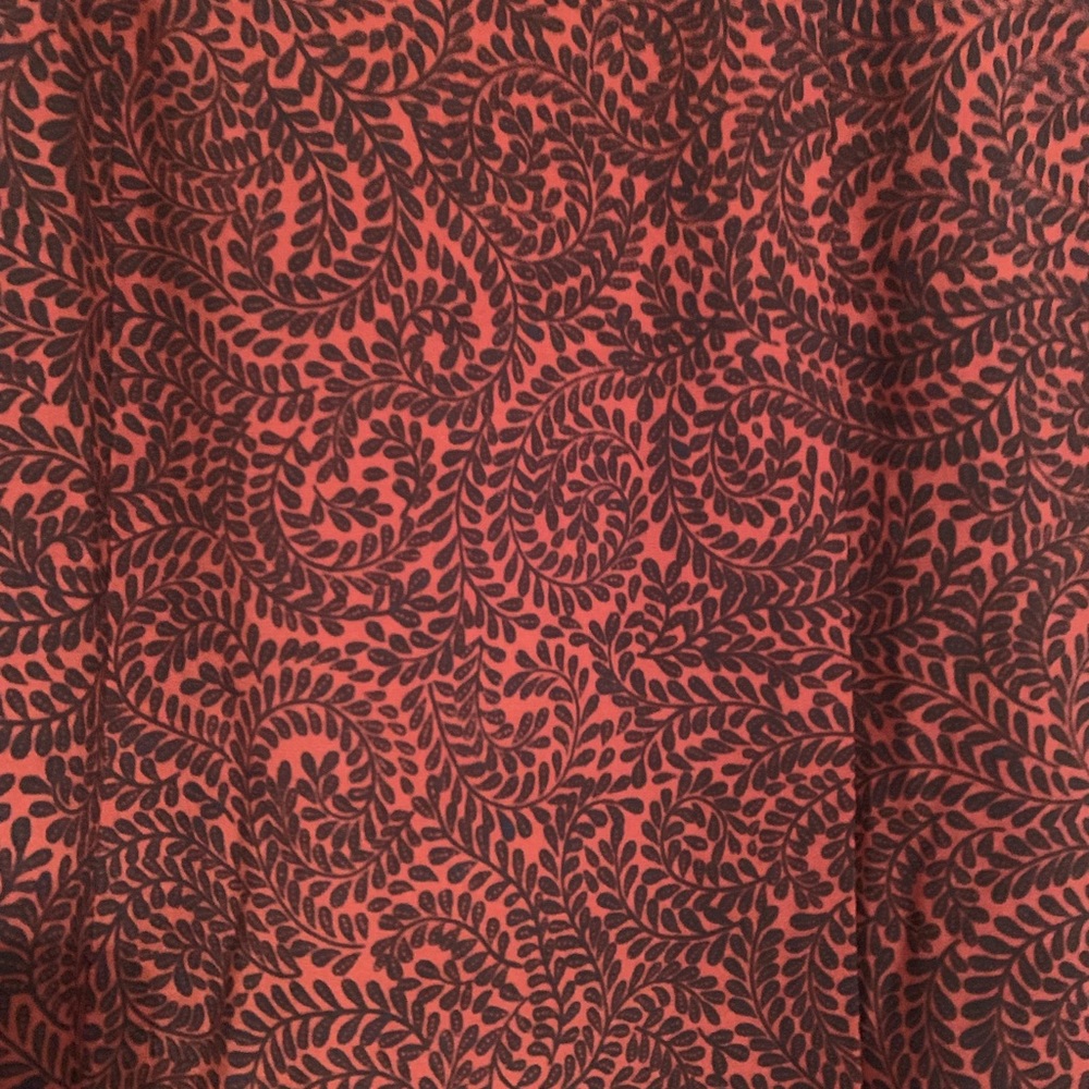 NWOT LOFT SKIRT - Picture 2 of 4